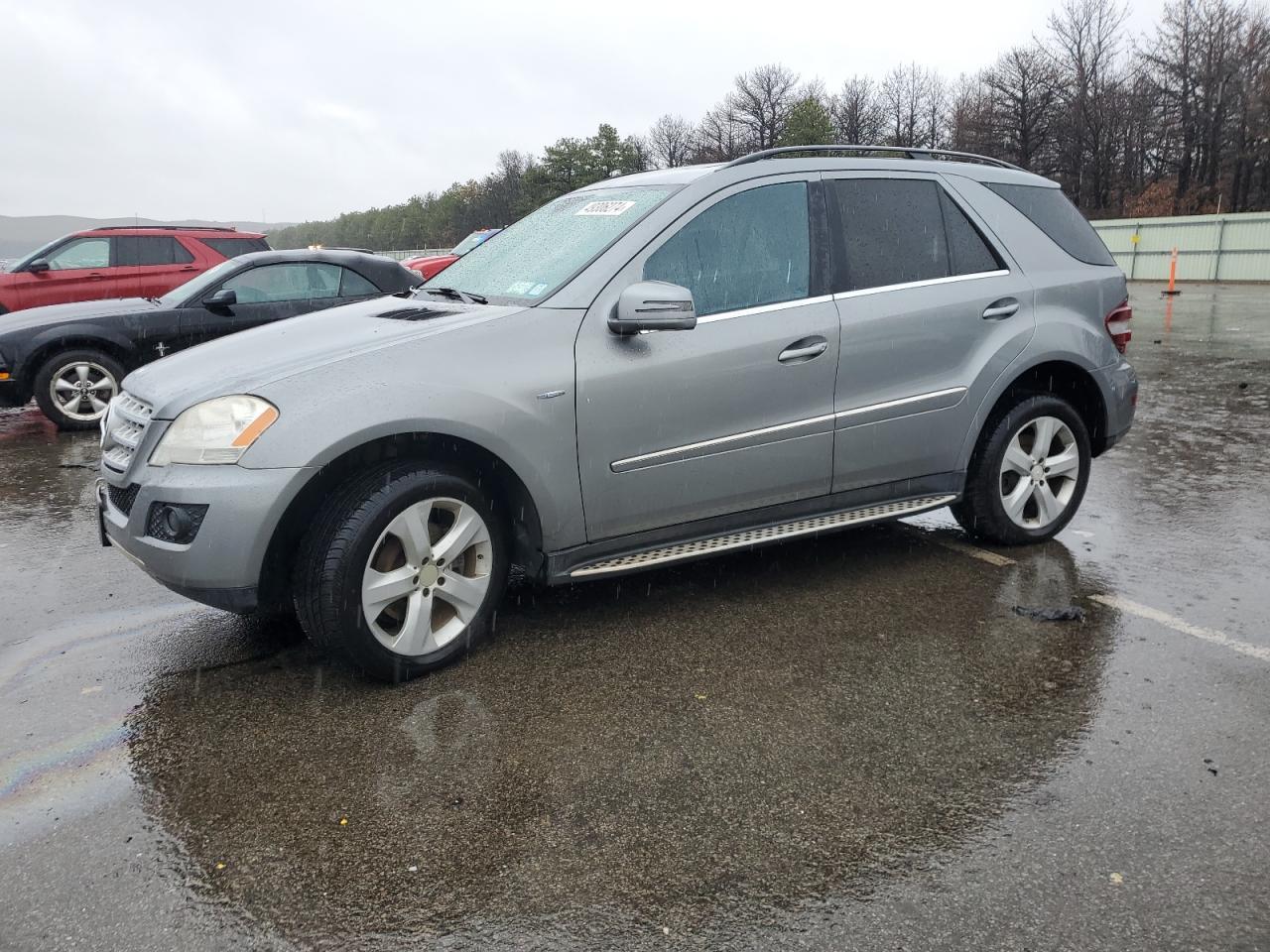 2011 MERCEDES-BENZ ML 350 BLU car image