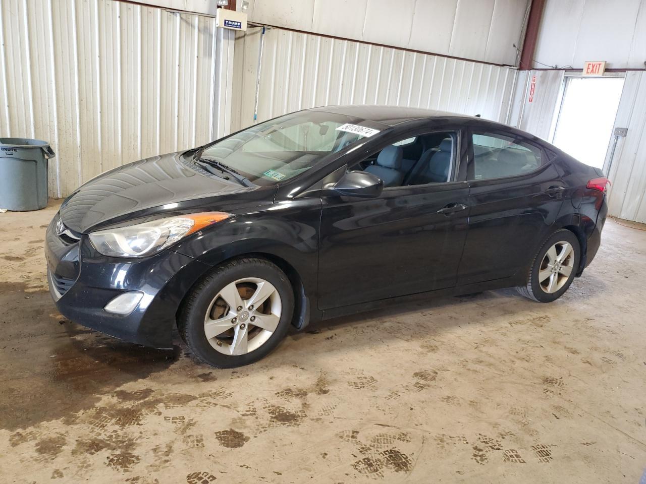 2013 HYUNDAI ELANTRA GL