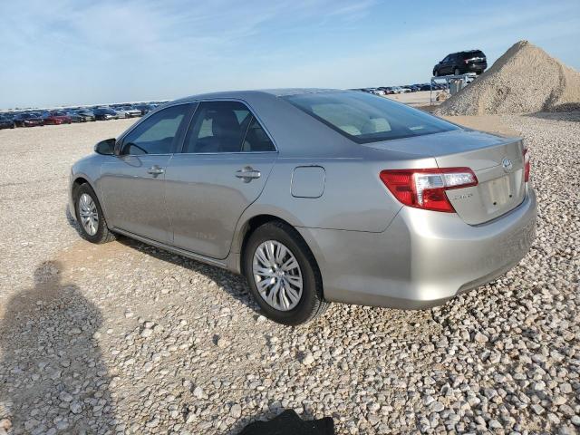 2013 Toyota Camry L - Фото 2