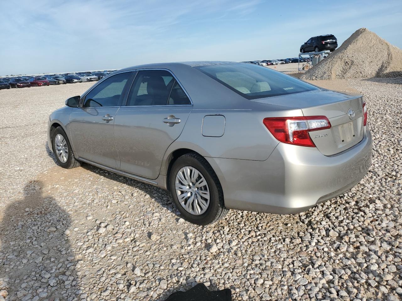 2013 TOYOTA CAMRY L - Image 2