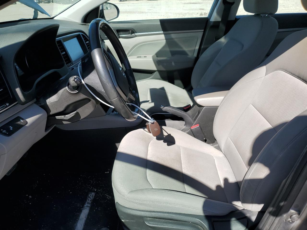 2018 HYUNDAI ELANTRA SE - Image 7