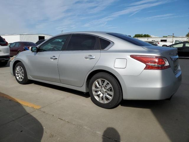 2013 Nissan Altima 2.5 - Фото 2