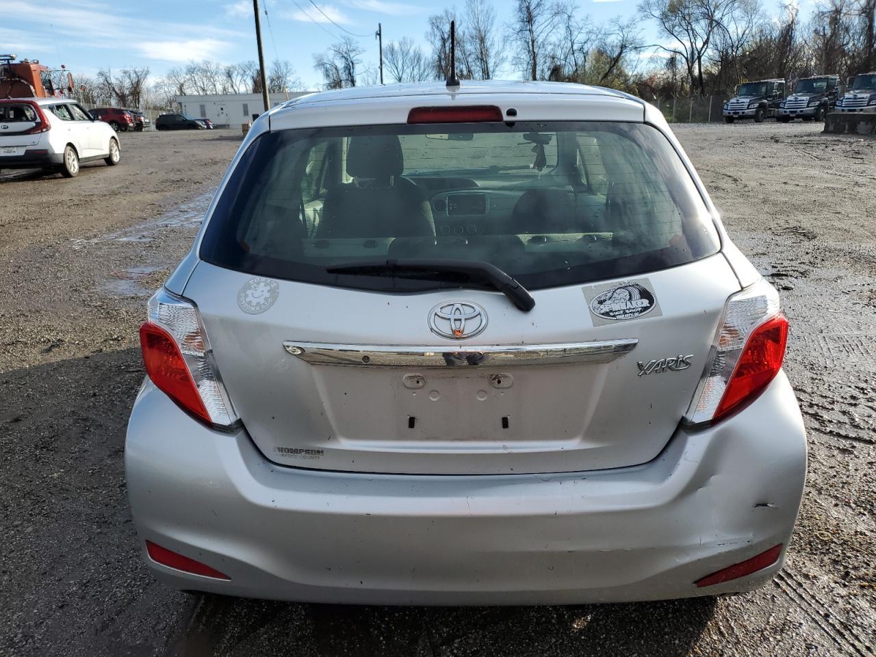2014 TOYOTA YARIS - Фото 6