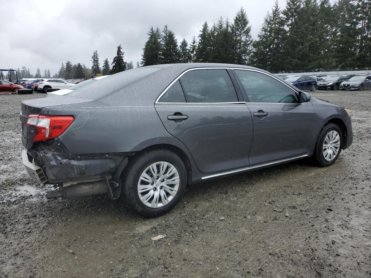 2013 TOYOTA CAMRY L - Фото 3