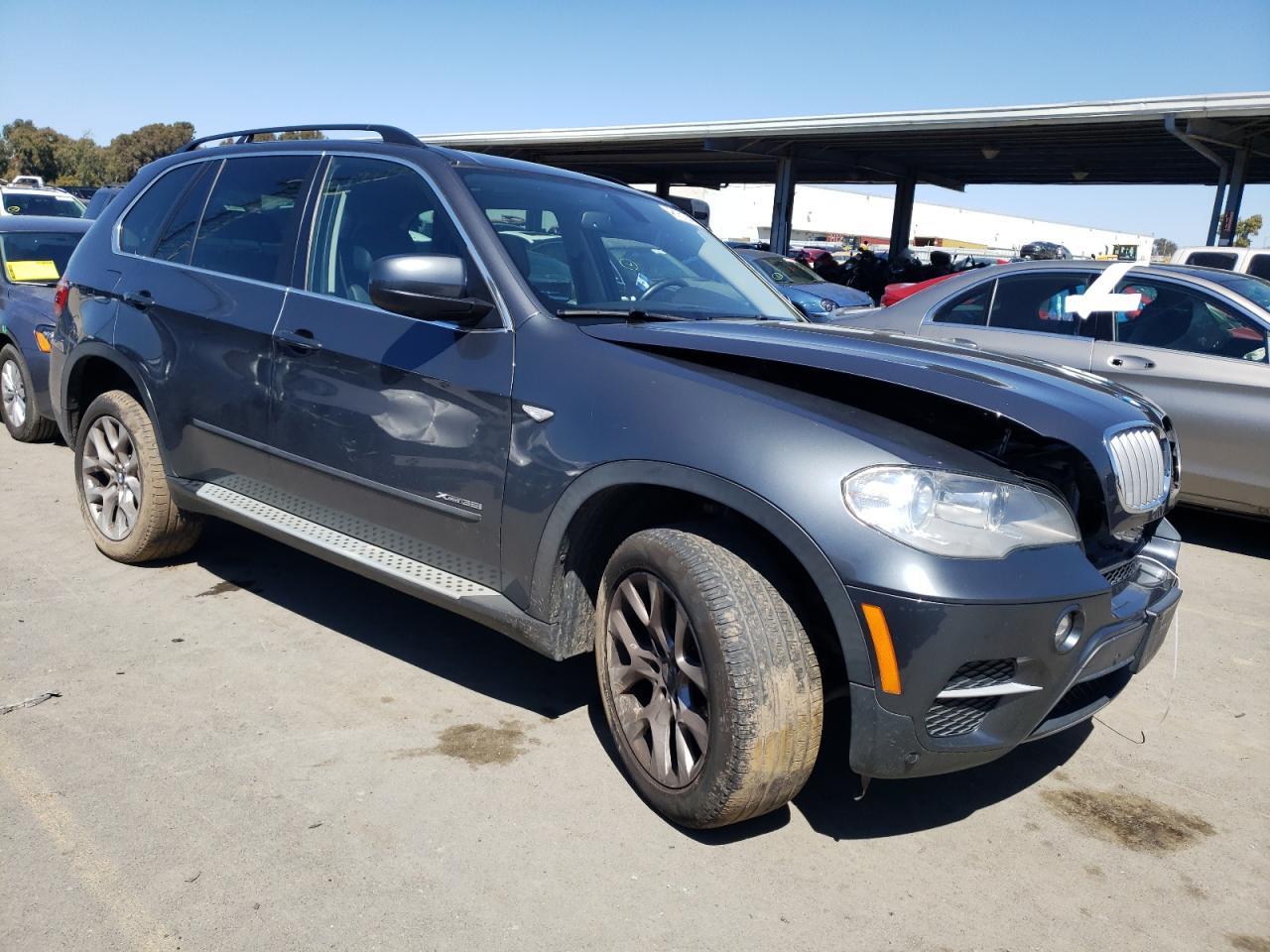 2013 BMW X5 XDRIVE3 - Image 4
