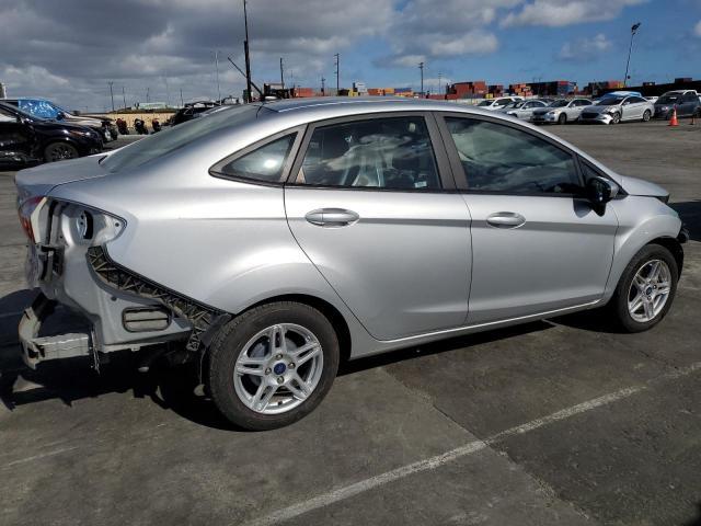 2019 Ford Fiesta Se - Image 3