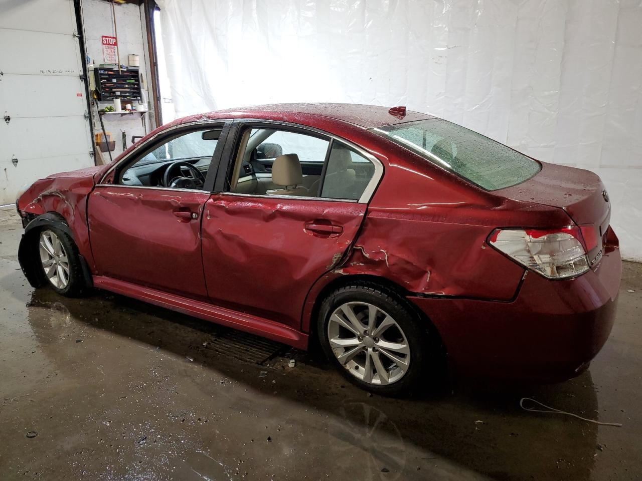 2014 SUBARU LEGACY 2.5 - Image 2