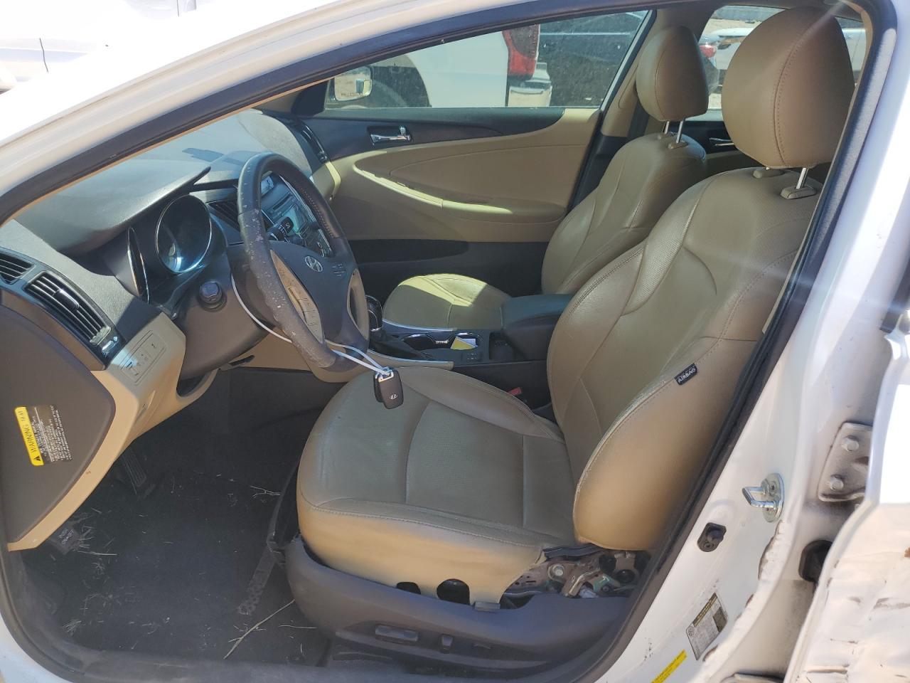 2013 HYUNDAI SONATA SE - Image 7