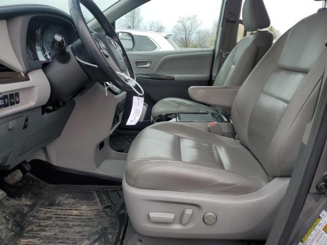 2015 Toyota Sienna Xle - Фото 7