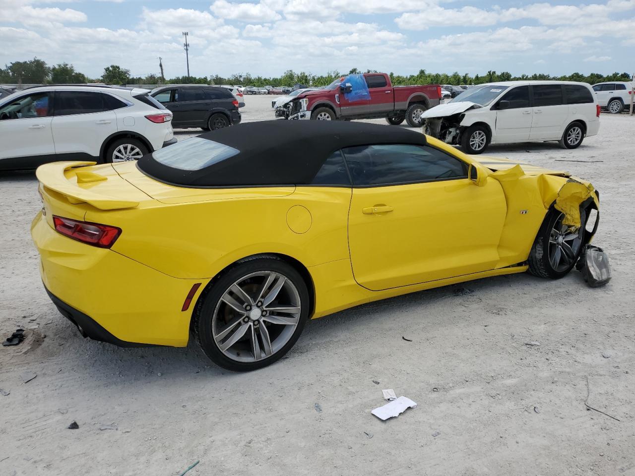 2018 CHEVROLET CAMARO LT - Image 3