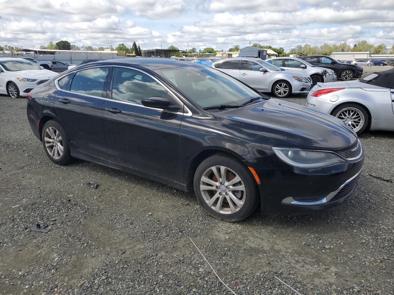 2015 CHRYSLER 200 LIMITE - Image 4