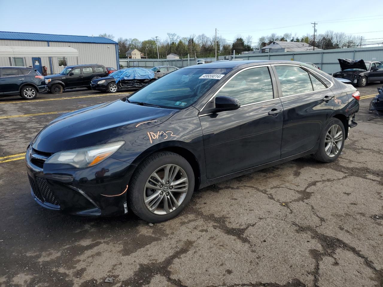 2016 TOYOTA CAMRY