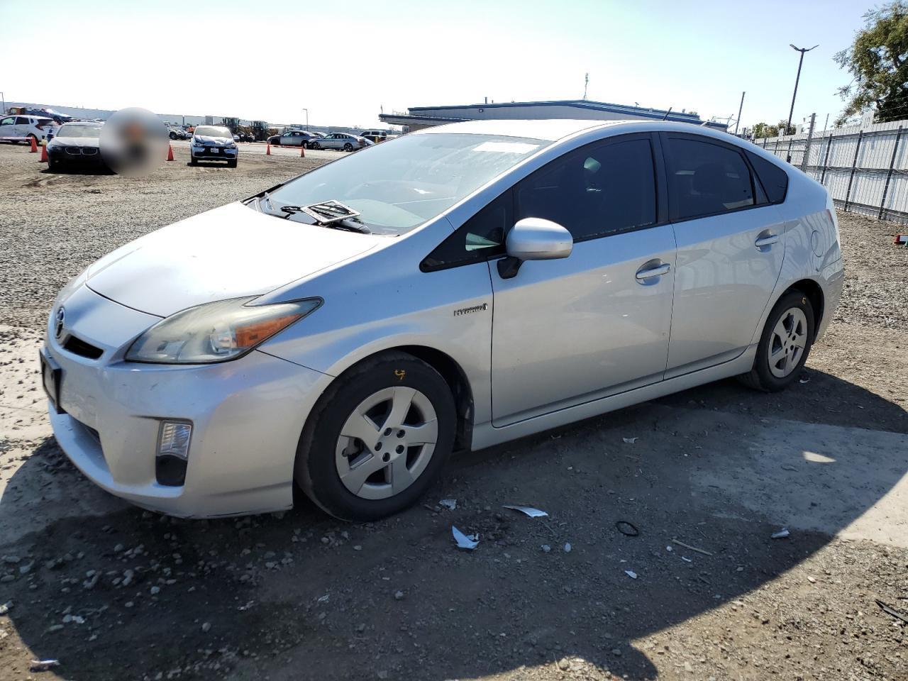 2011 TOYOTA PRIUS car image