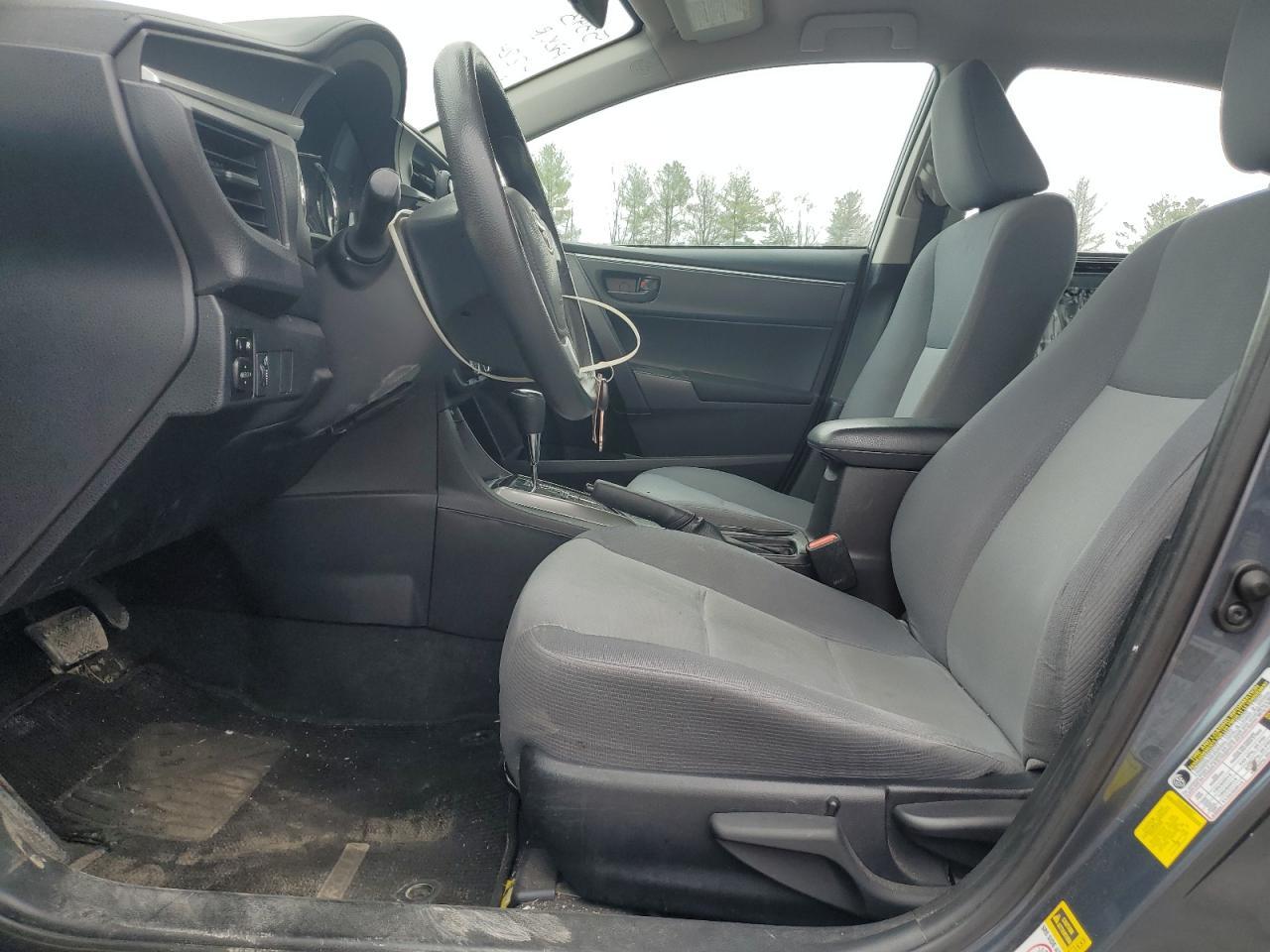 2015 TOYOTA COROLLA L - Фото 7