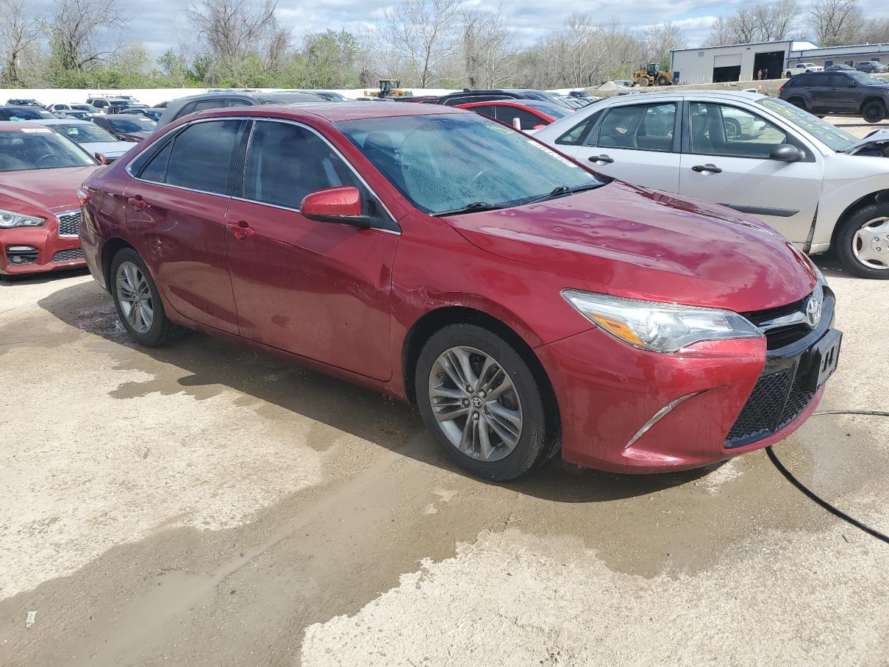 2017 TOYOTA CAMRY LE - Фото 4