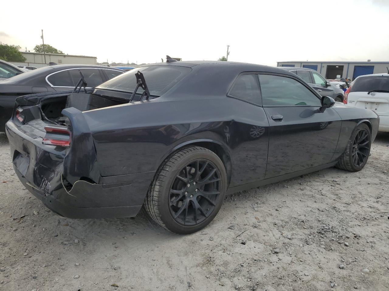 2017 DODGE CHALLENGER - Фото 3