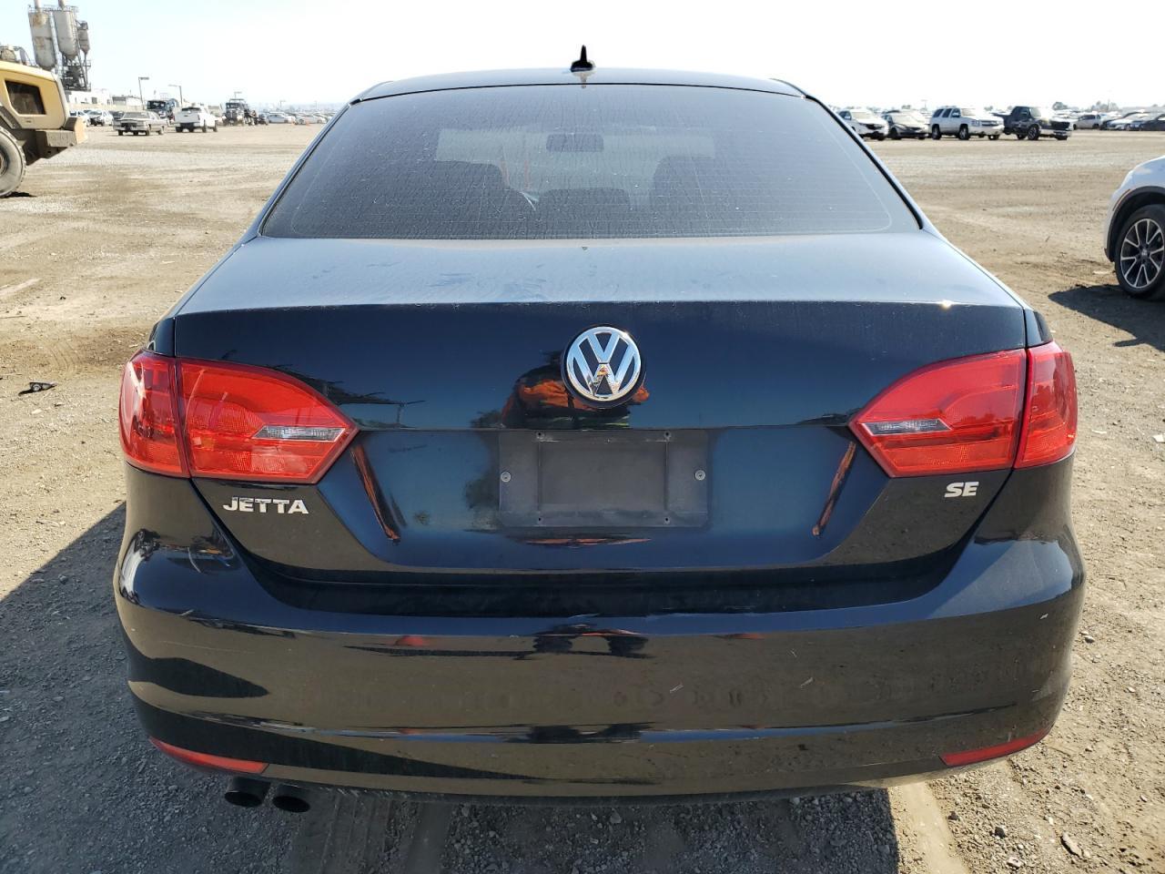2014 VOLKSWAGEN JETTA SE - Image 6