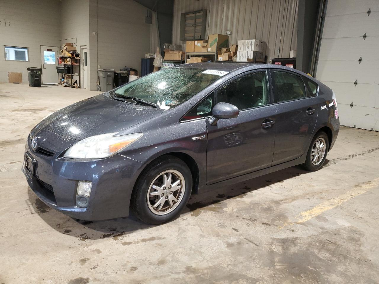 2010 TOYOTA PRIUS car image