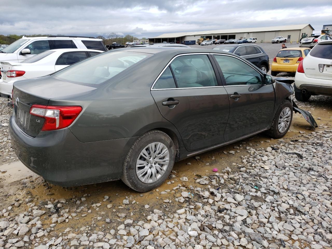 2012 TOYOTA CAMRY BASE - Фото 3