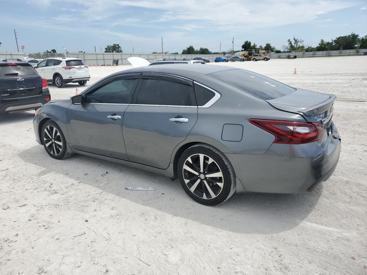 2018 NISSAN ALTIMA 2.5 - Фото 2