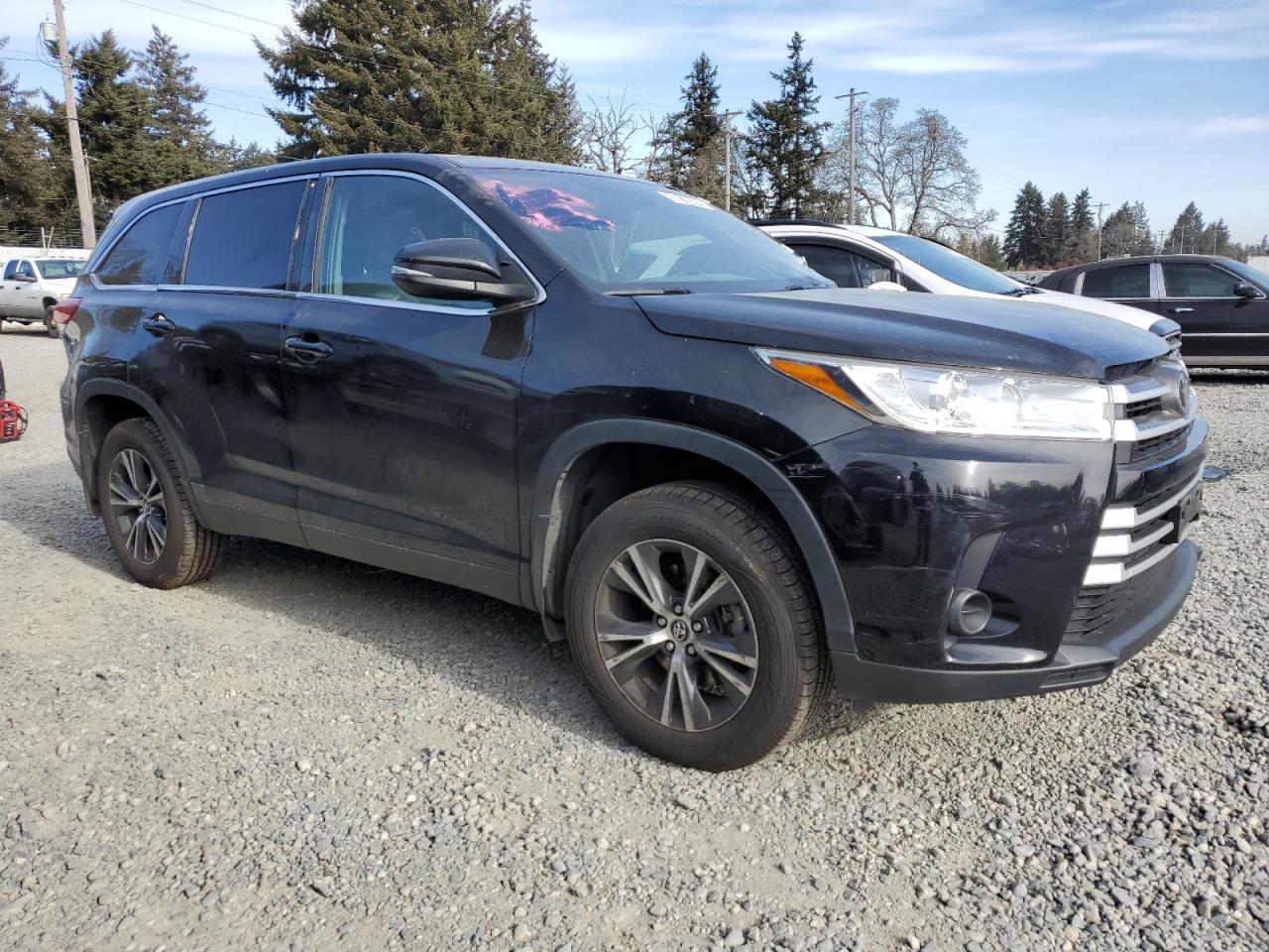 2019 TOYOTA HIGHLANDER - Image 4