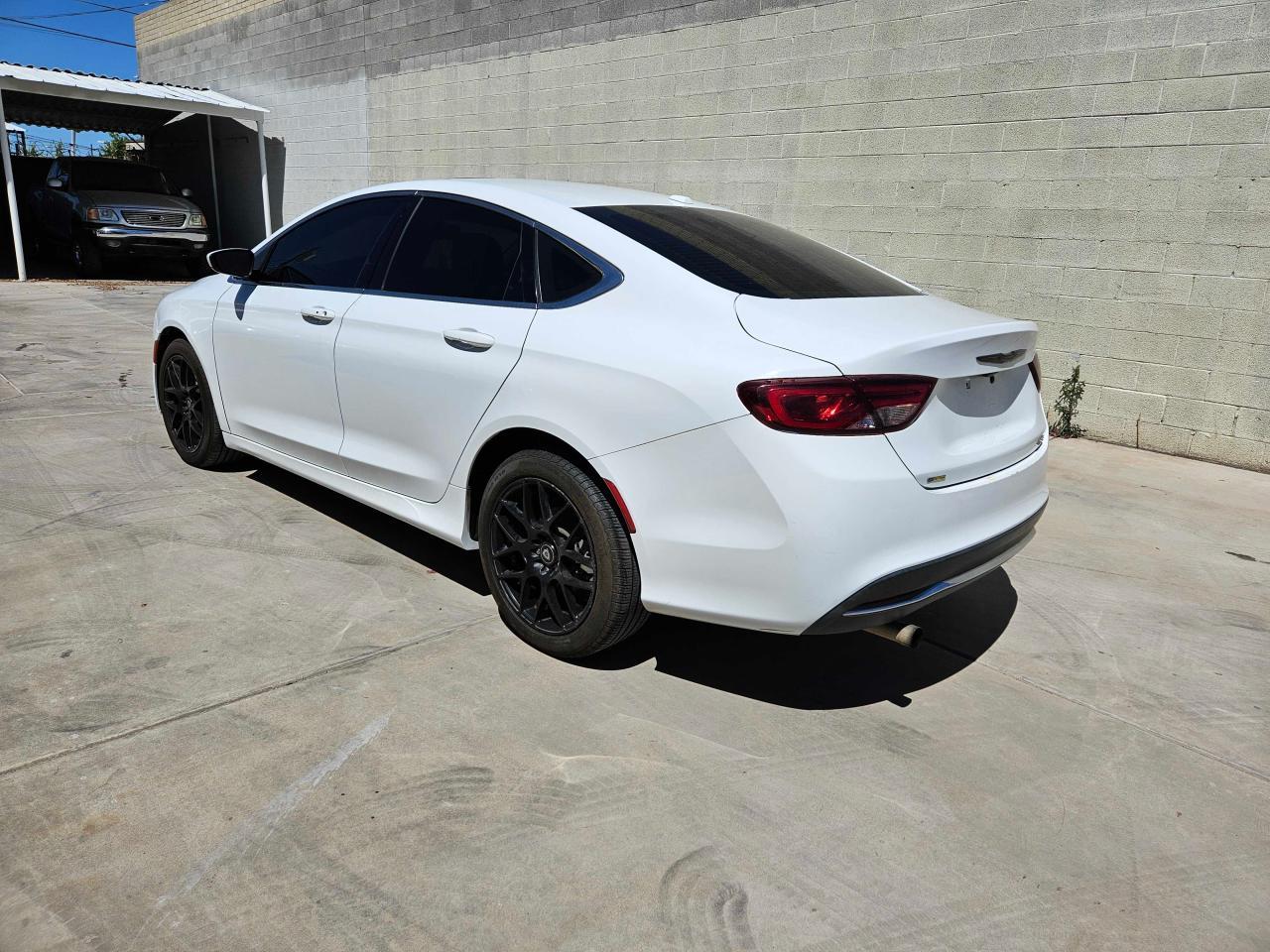 2015 CHRYSLER 200 LIMITE - Фото 3