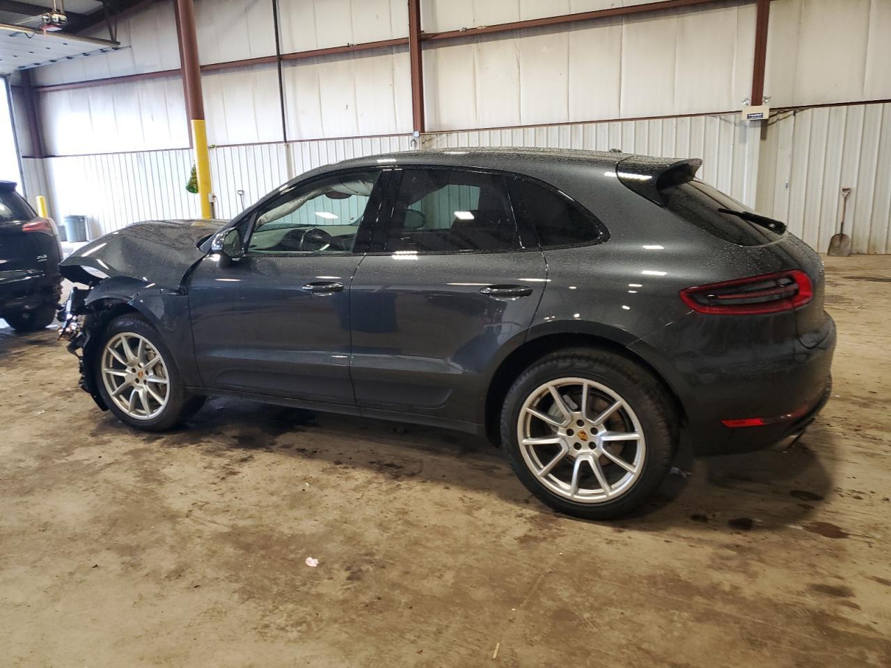2018 PORSCHE MACAN S - Image 2