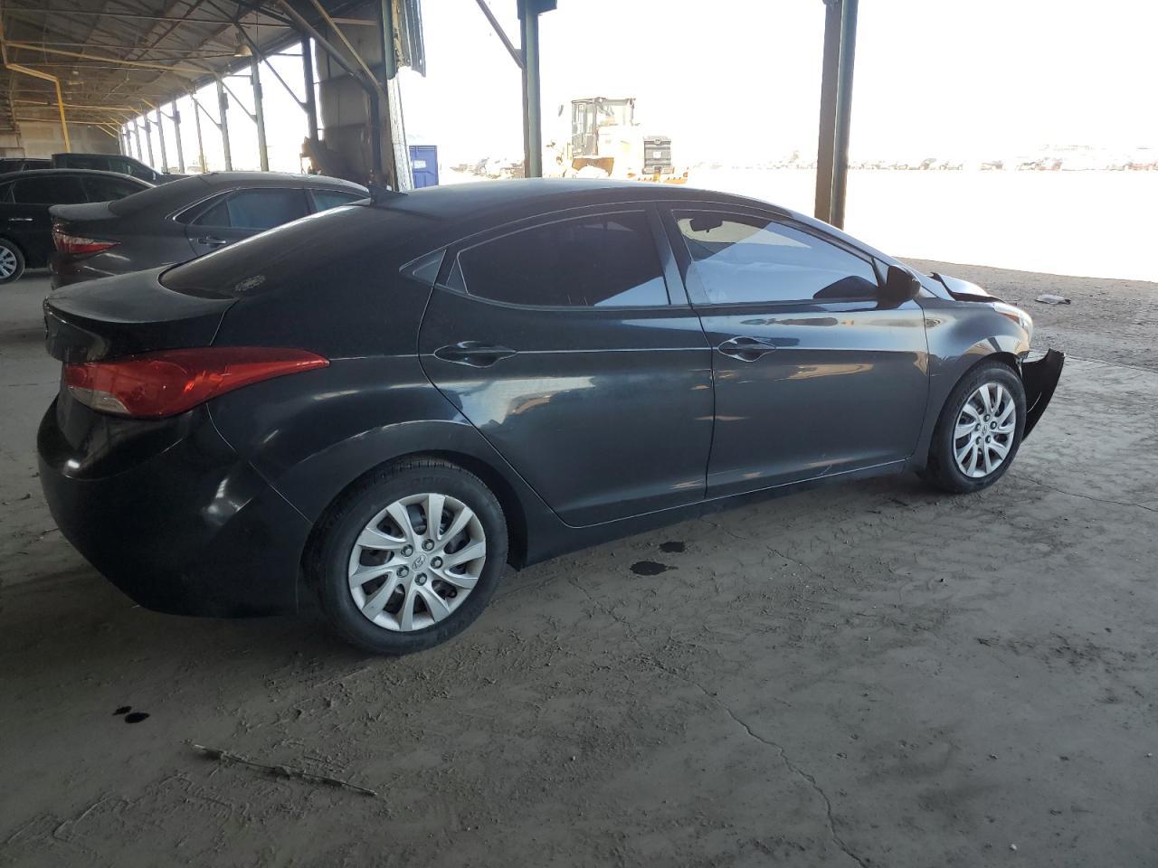 2013 HYUNDAI ELANTRA GL - Image 3
