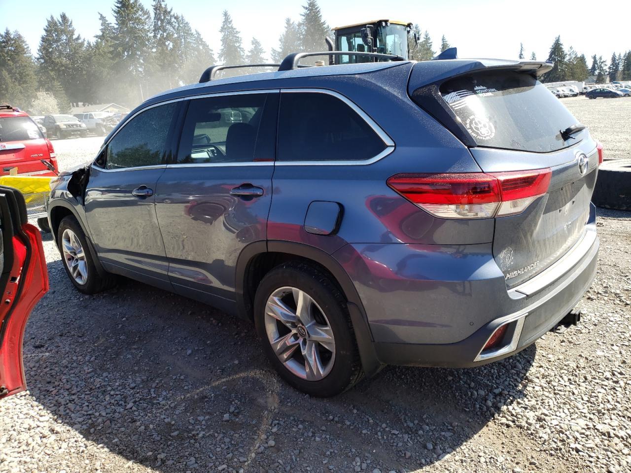 2019 TOYOTA HIGHLANDER - Фото 2
