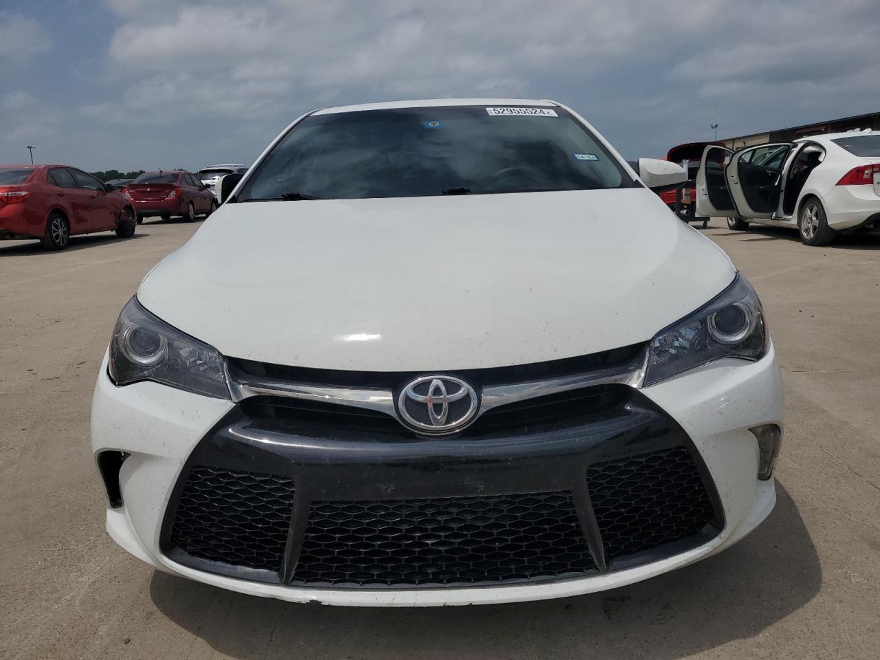 2015 TOYOTA CAMRY LE - Image 5