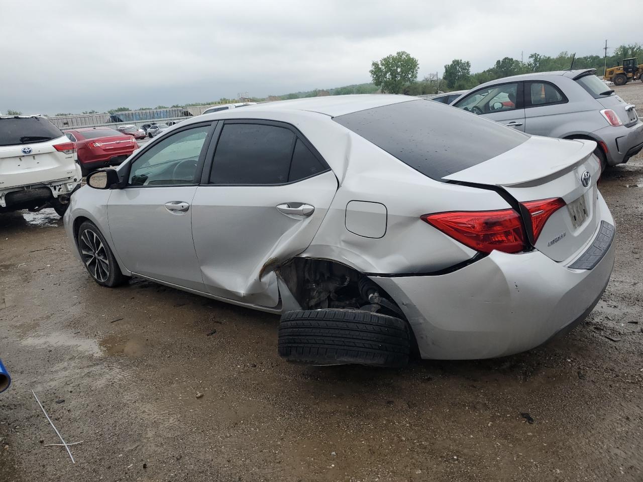2018 TOYOTA COROLLA L - Фото 2