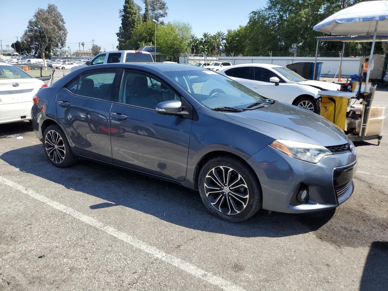 2015 TOYOTA COROLLA L - Image 4