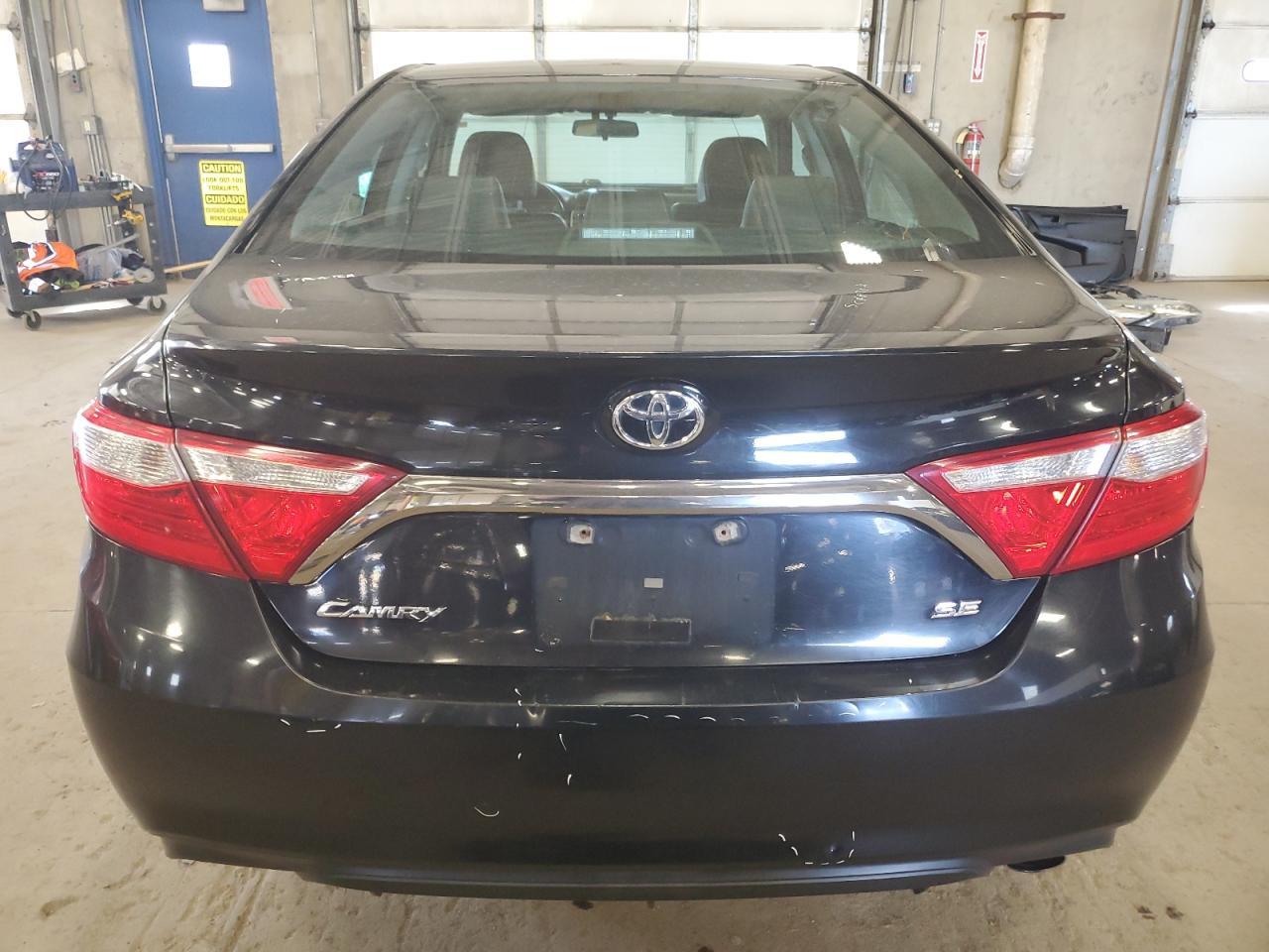 2016 TOYOTA CAMRY LE - Фото 6