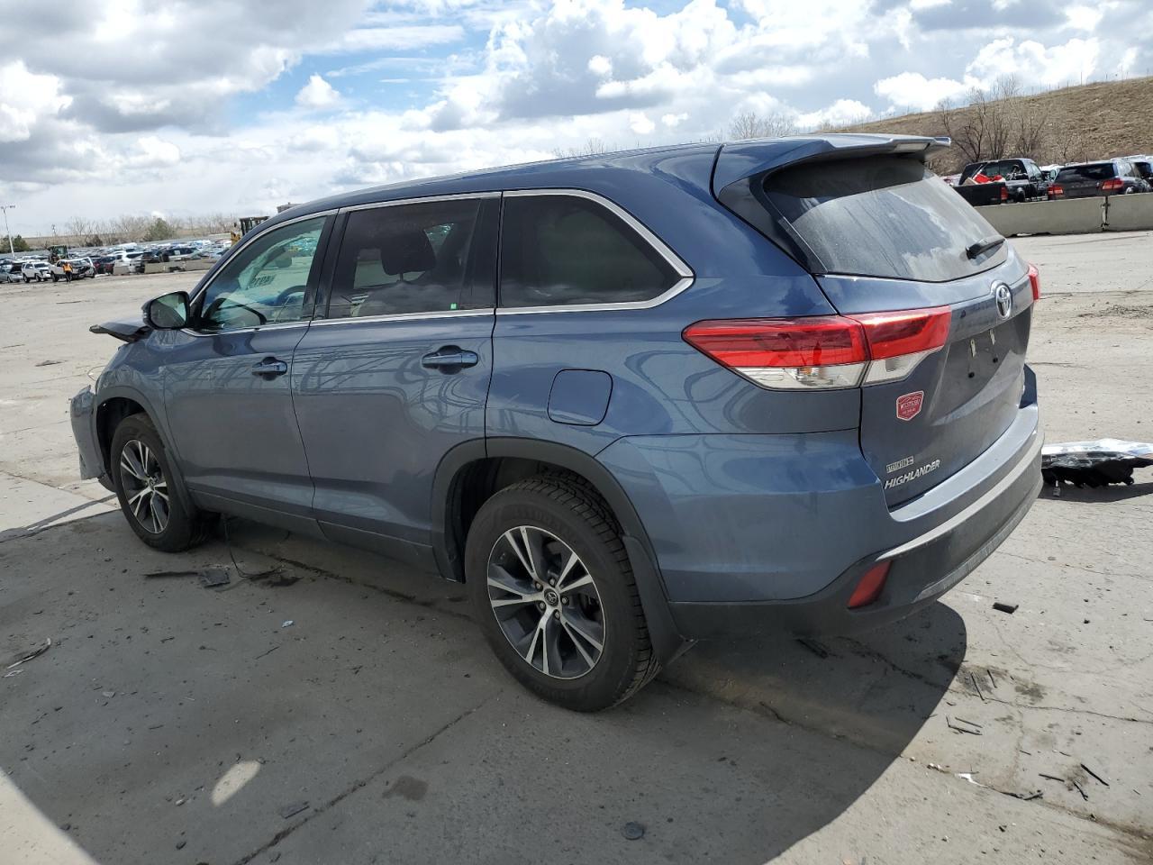 2019 TOYOTA HIGHLANDER - Фото 2