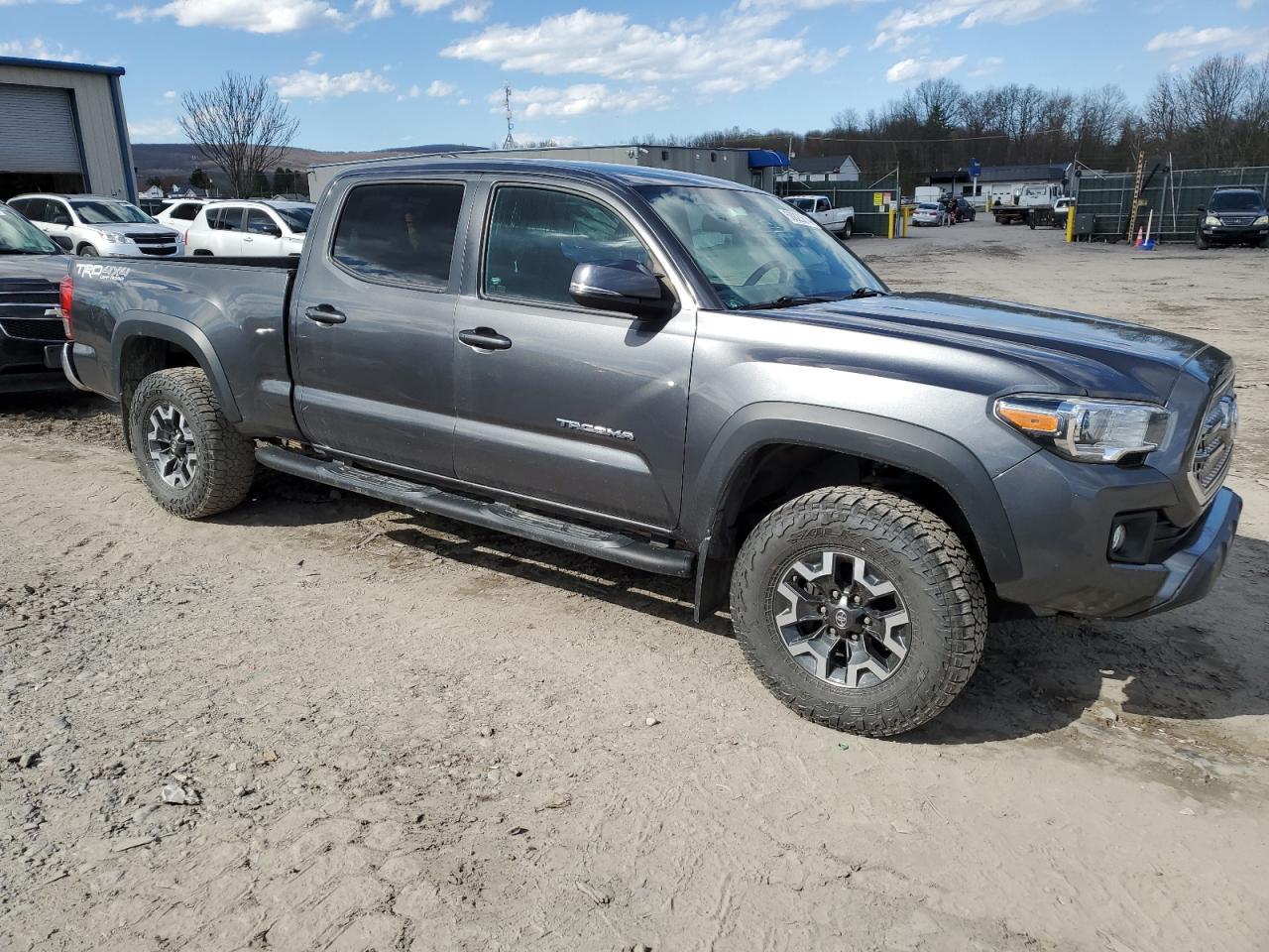 2017 TOYOTA TACOMA DOU - Image 4