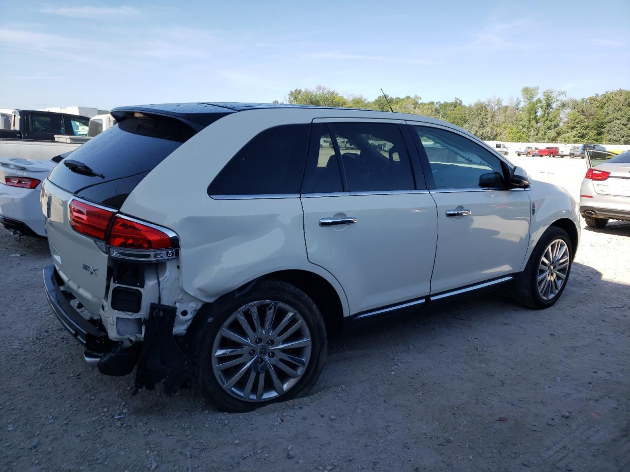 2013 LINCOLN MKX - Фото 3