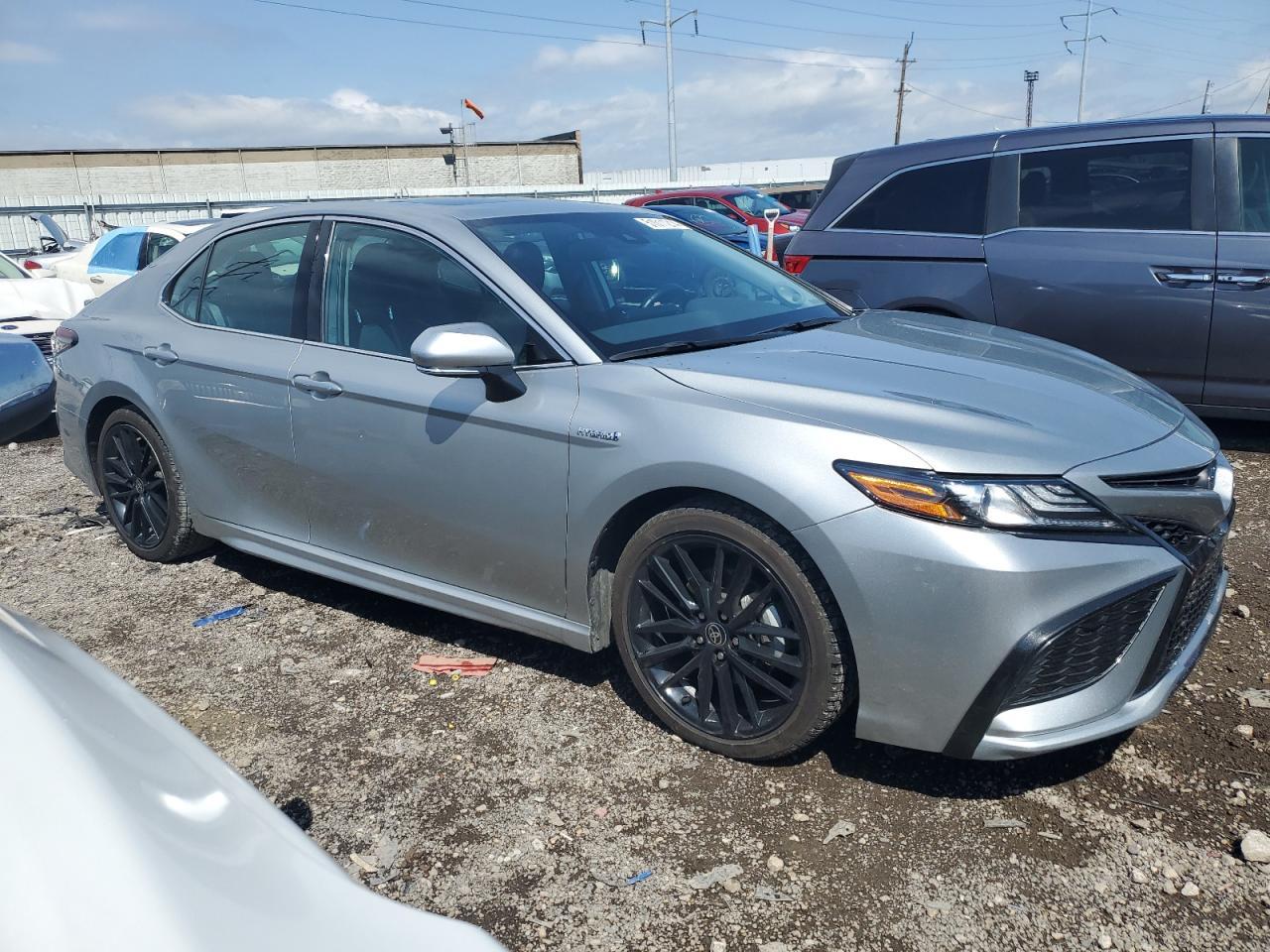 2021 TOYOTA CAMRY XSE - Фото 4