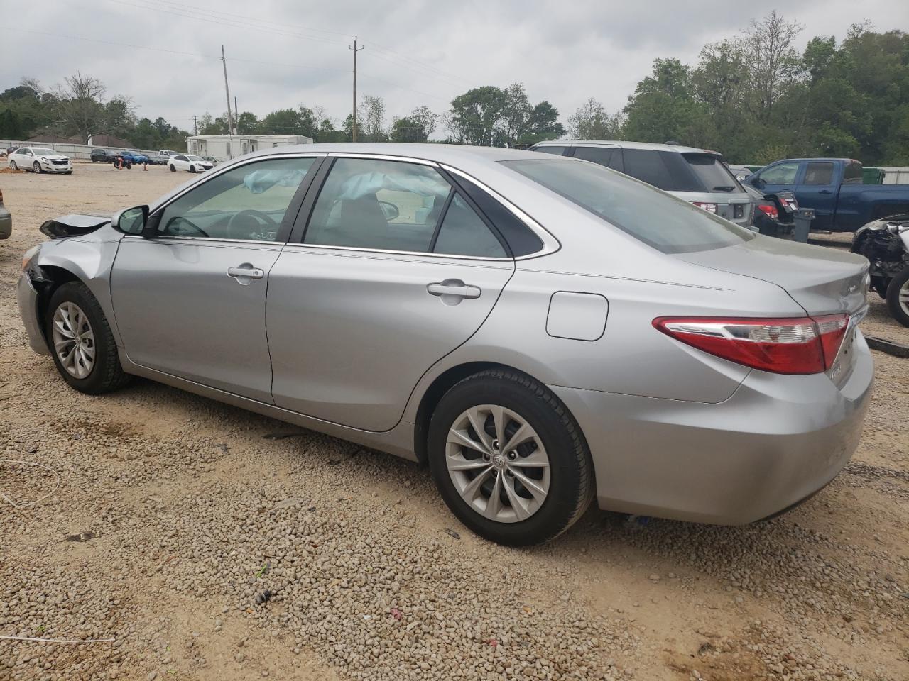 2017 TOYOTA CAMRY LE - Image 2
