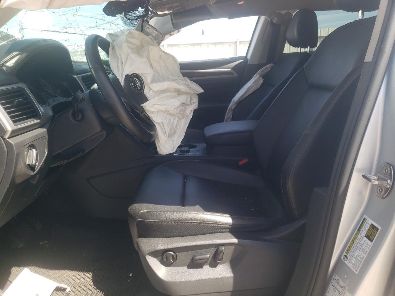 2018 VOLKSWAGEN ATLAS SE - Image 7