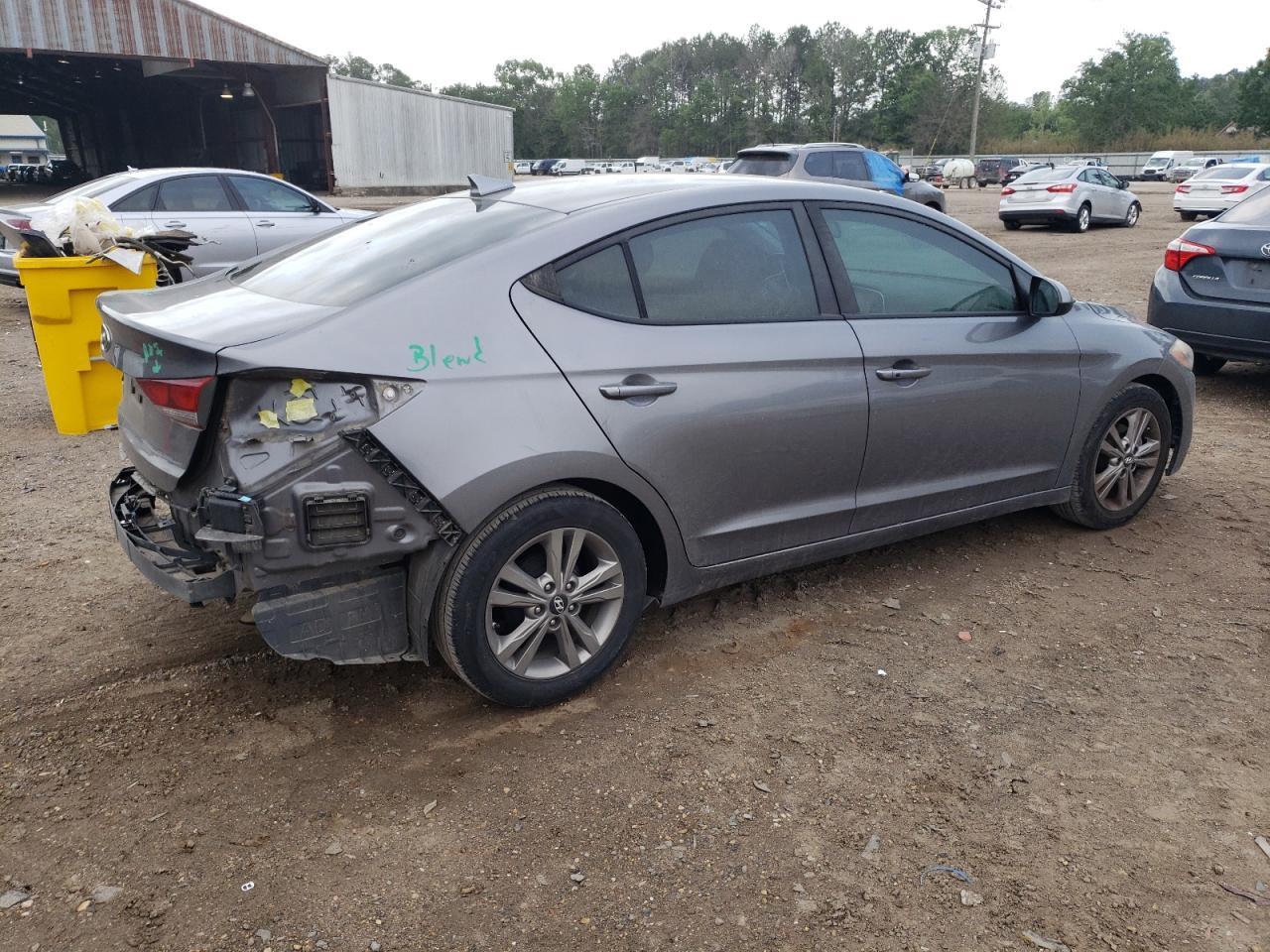 2017 HYUNDAI ELANTRA SE - Image 3