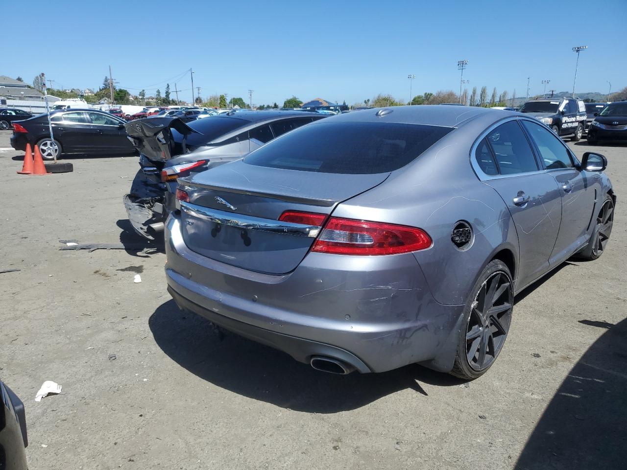 2011 JAGUAR XF PREMIUM - Фото 3