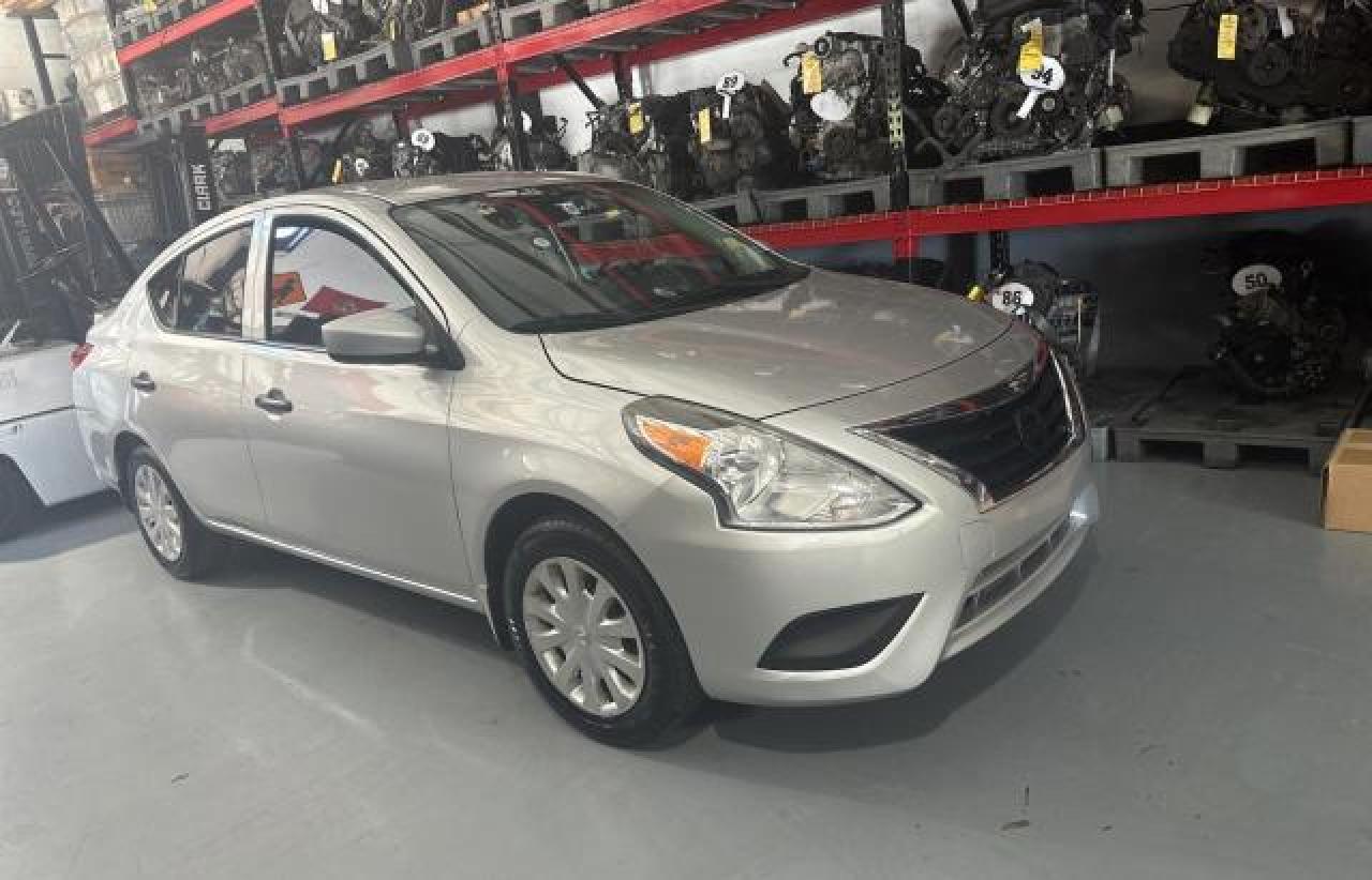 2016 NISSAN VERSA S