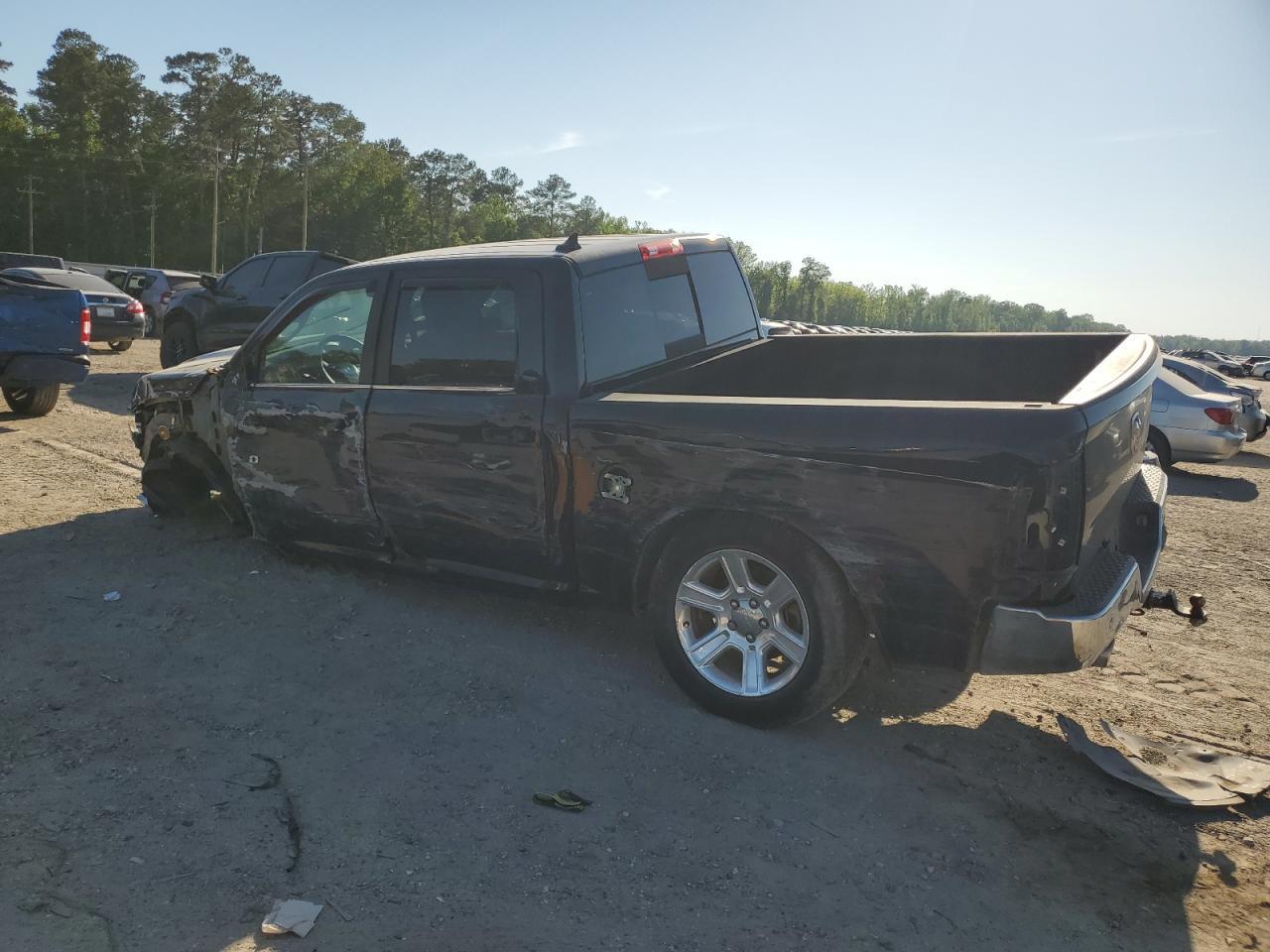 2017 RAM 1500 SLT - Image 2