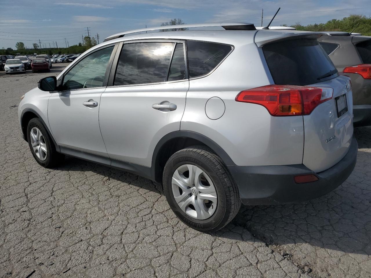 2015 TOYOTA RAV4 LE - Image 2