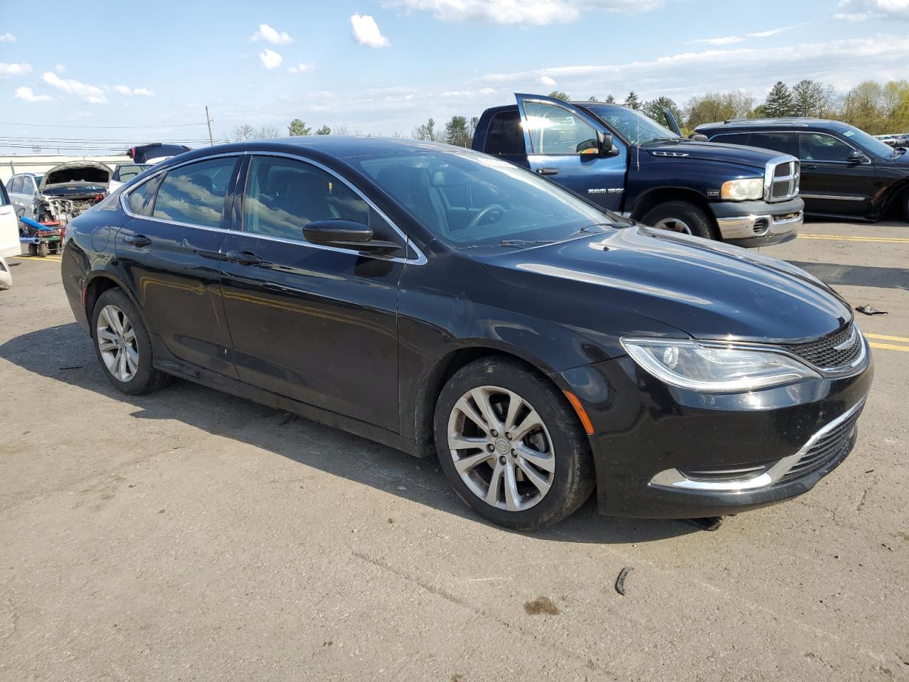 2015 CHRYSLER 200 LIMITE - Image 4