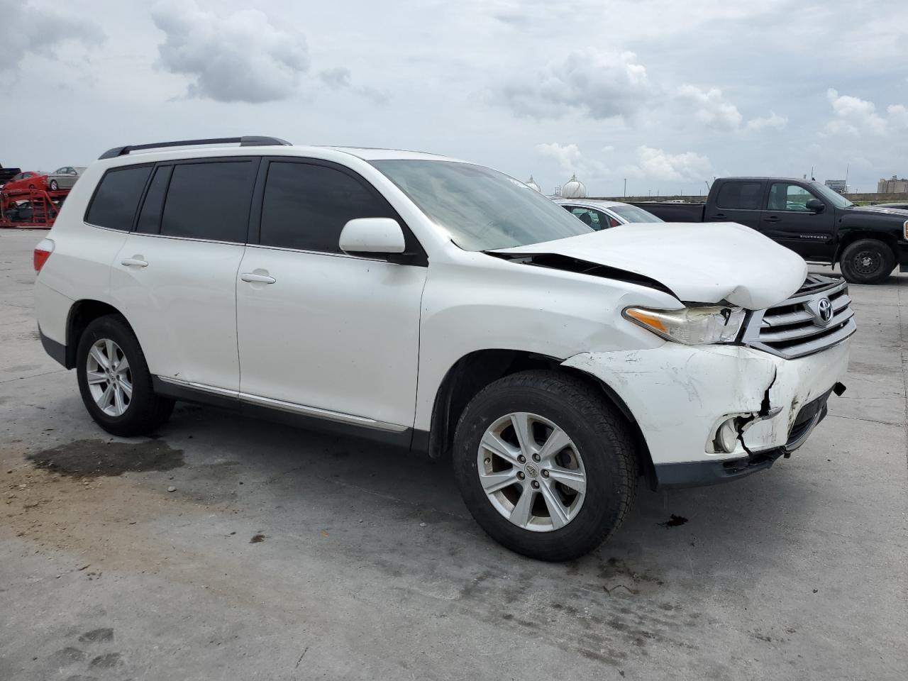 2011 TOYOTA HIGHLANDER - Фото 4