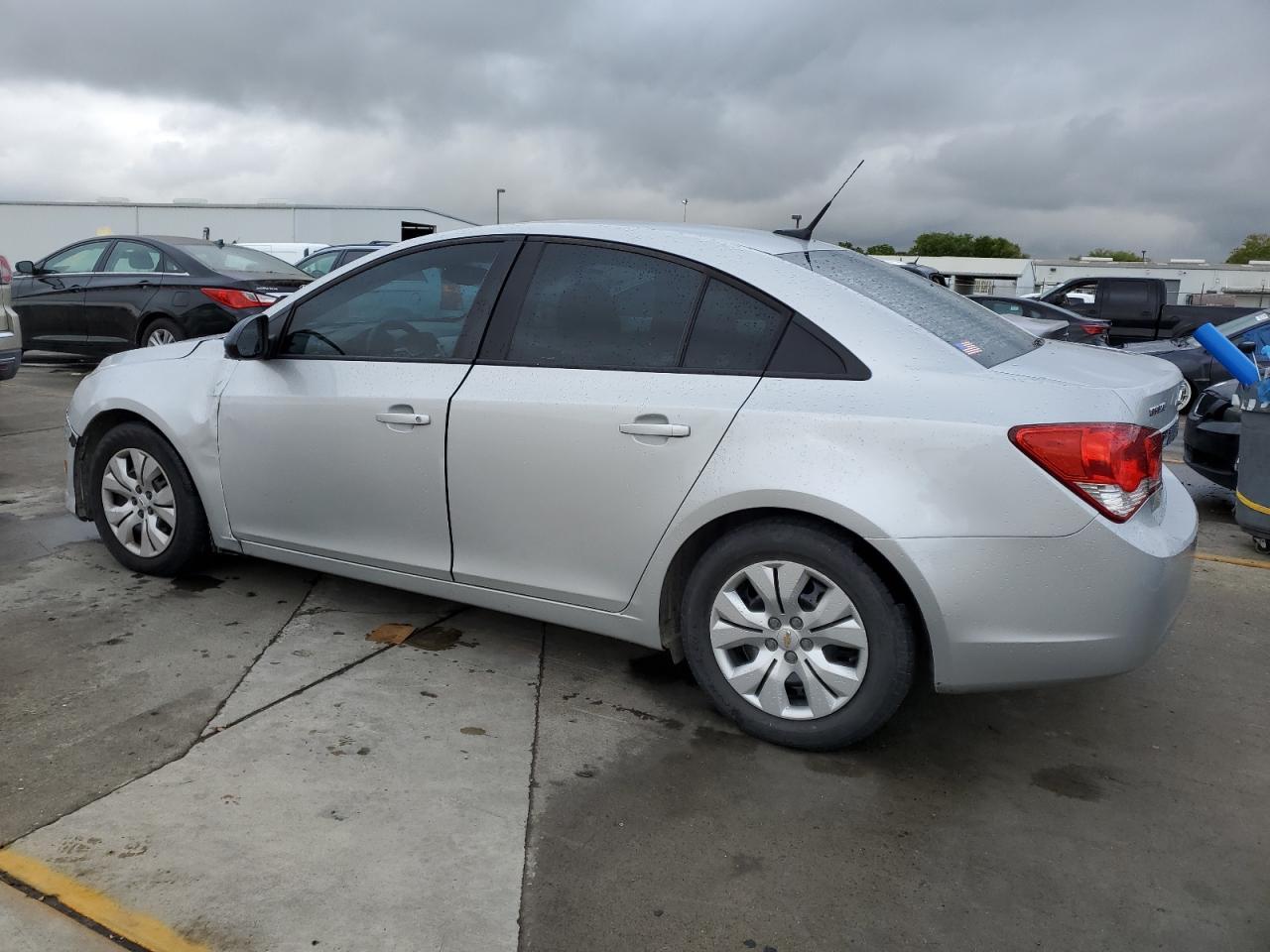 2014 CHEVROLET CRUZE LS - Фото 2