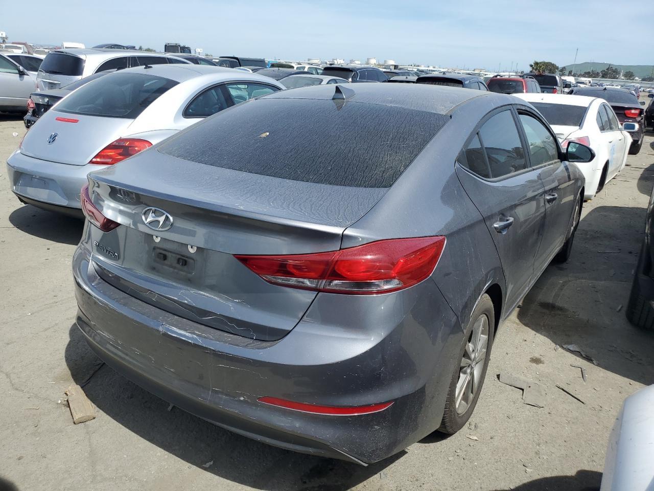 2018 HYUNDAI ELANTRA SE - Image 3