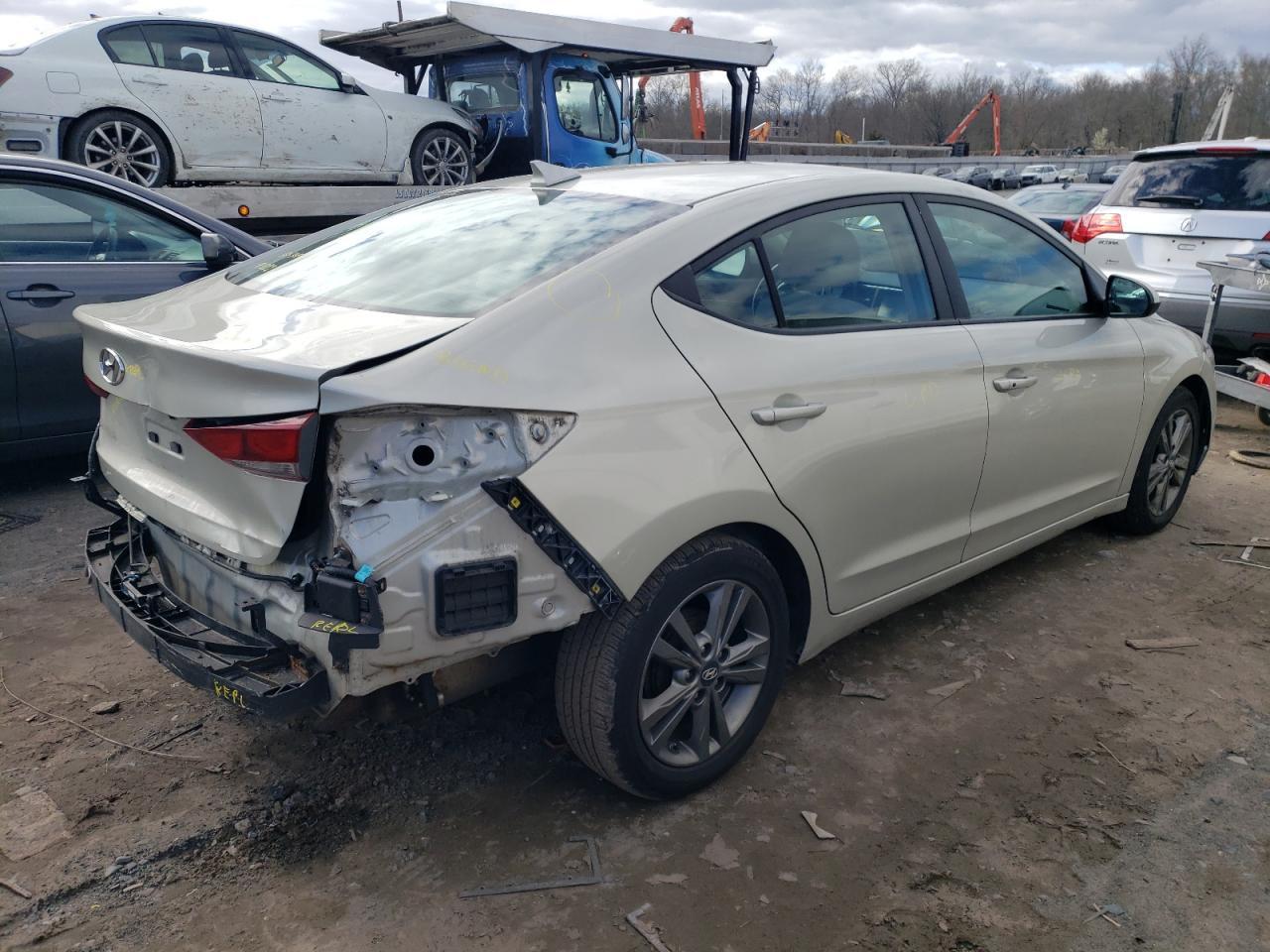 2017 HYUNDAI ELANTRA SE - Фото 3