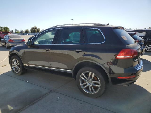 2011 Volkswagen Touareg V6 - Фото 2